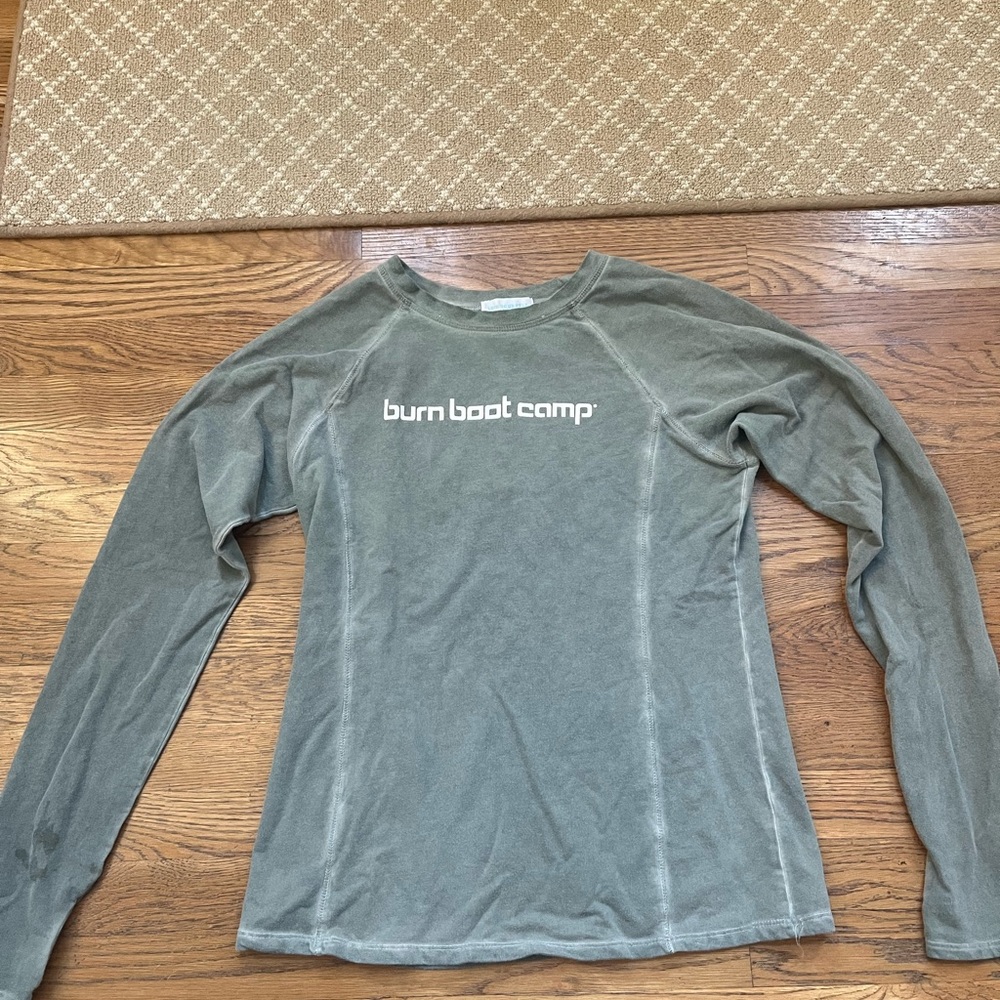 Burn Boot Camp sweatshirt size M
